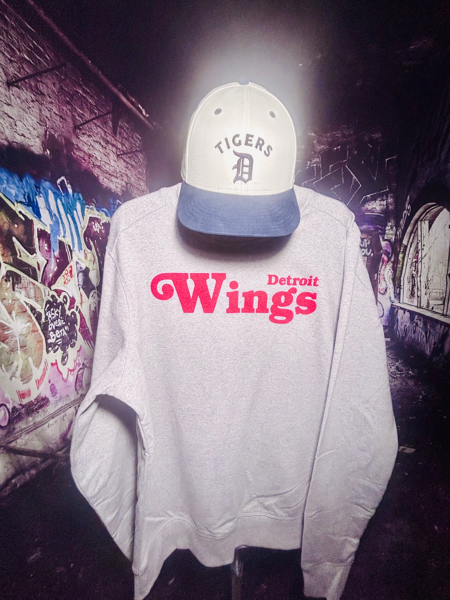 Wings Crewnedk