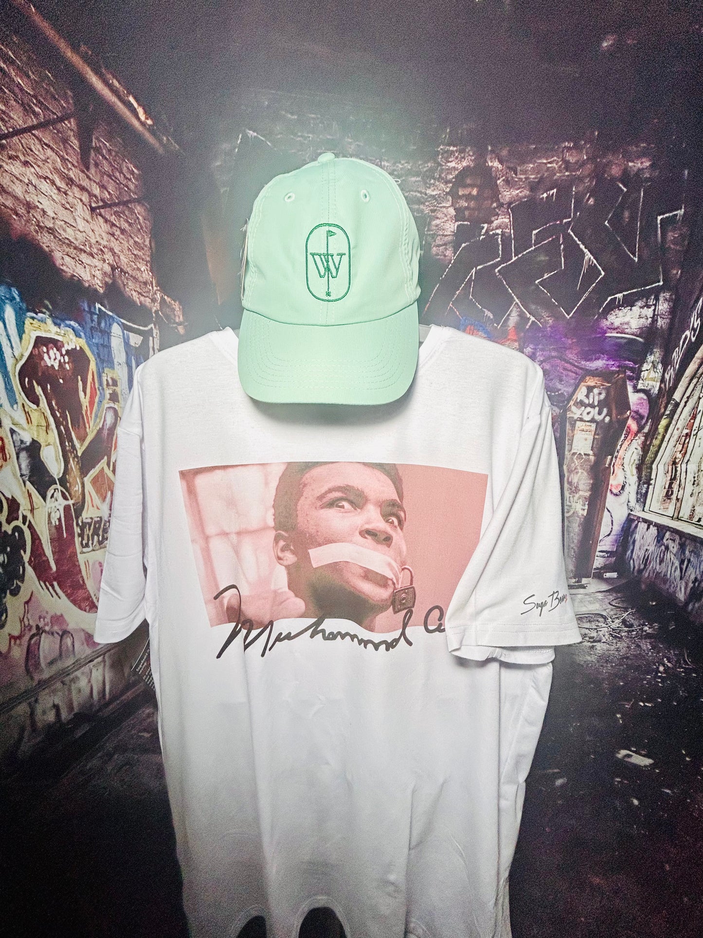 Ali Graphic Tee