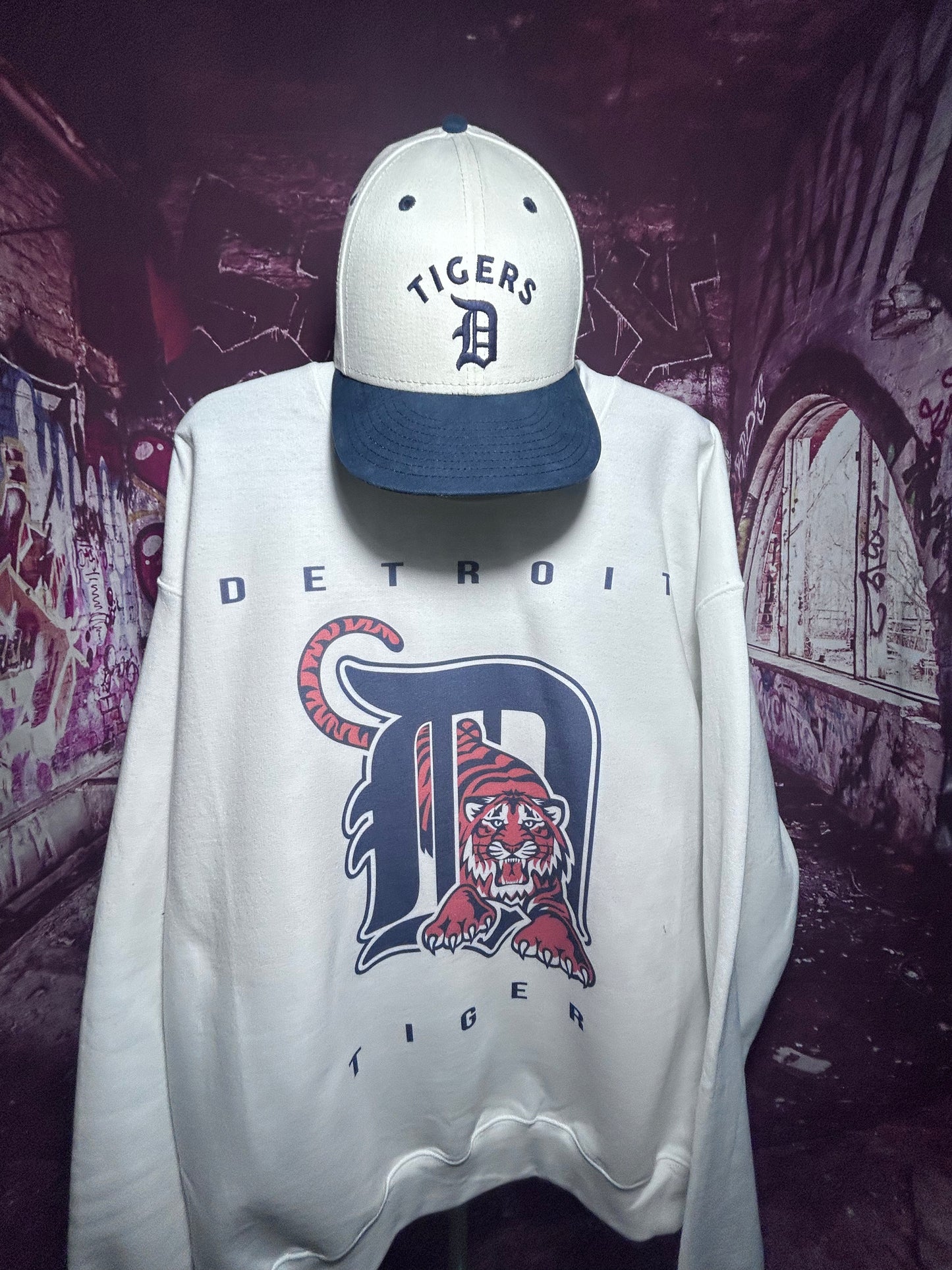 Classic Tigers Crewneck